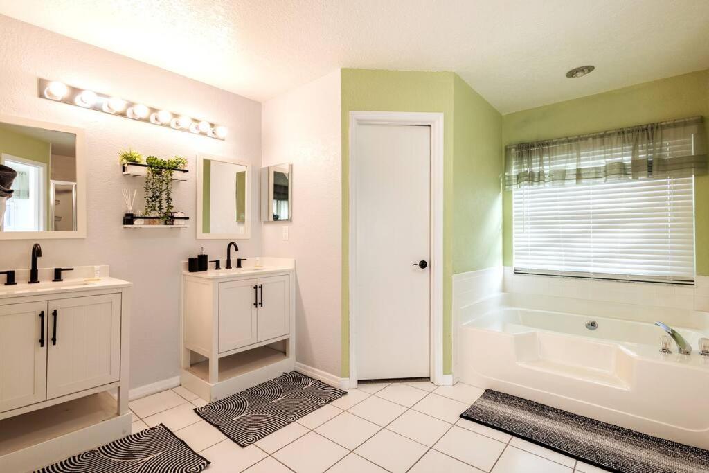 13 Mins From Disney Arcade, Private Pool, & Themed Rooms Orlando Ngoại thất bức ảnh